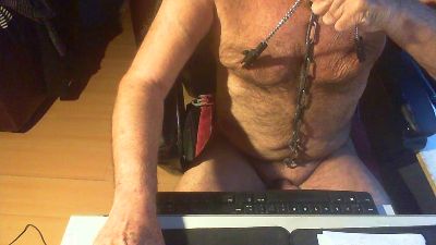 dogego566 live cam on Cam4