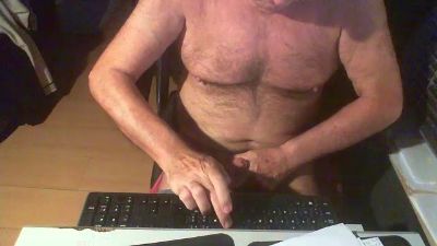 dogego566 live cam on Cam4