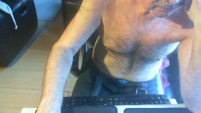 dogego566 live cam on Cam4