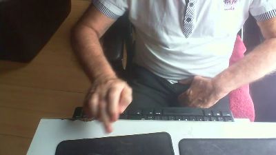 dogego566 live cam on Cam4