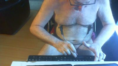 dogego566 live cam on Cam4