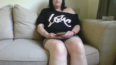 dogginguk1 live cam on Cam4