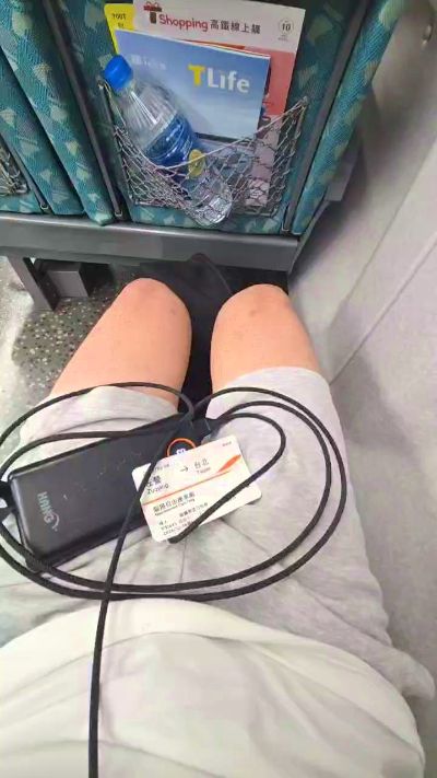 dogminigg live cam on Cam4