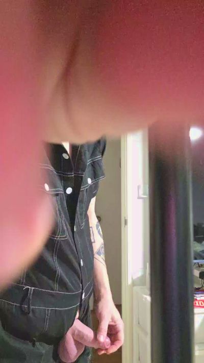 doingitforyou live cam on Cam4