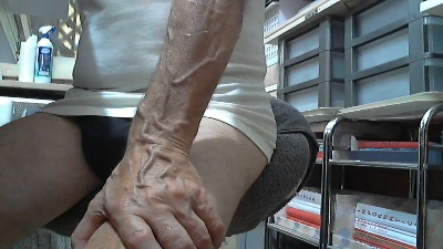 dolce58 live cam on Cam4