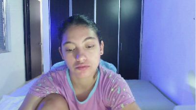 dolce_moree_ live cam on Cam4