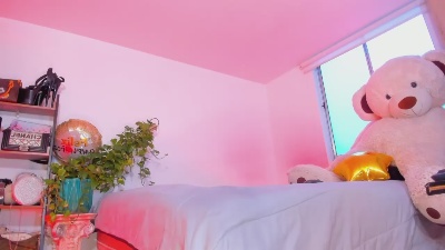 doll_lissa live cam on Cam4