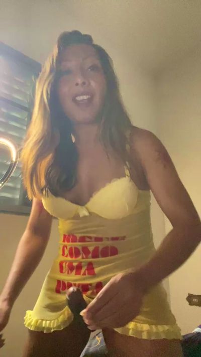 dolltranssexy live cam on Cam4