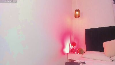 dolly_zoe live cam on Cam4