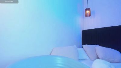 dolly_zoe live cam on Cam4
