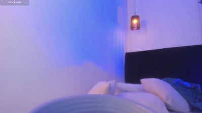 dolly_zoe live cam on Cam4