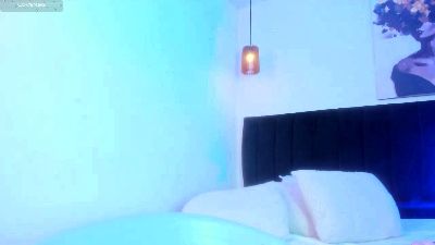dolly_zoe live cam on Cam4