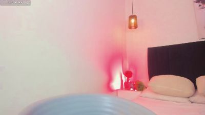 dolly_zoe live cam on Cam4