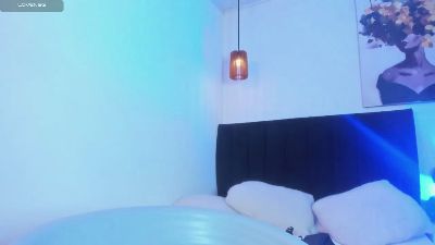 dolly_zoe live cam on Cam4
