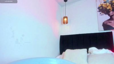 dolly_zoe live cam on Cam4