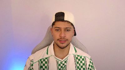 dom_santiago31 live cam on Cam4