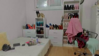 dominantmiss8 live cam on Cam4