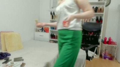 dominantmiss8 live cam on Cam4