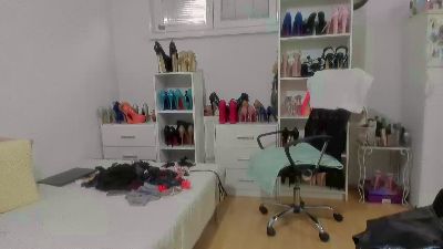 dominantmiss8 live cam on Cam4