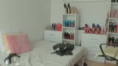 dominantmiss8 live cam on Cam4