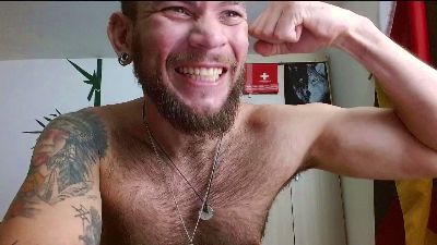 dominathewolff live cam on Cam4