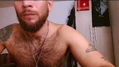 dominathewolff live cam on Cam4
