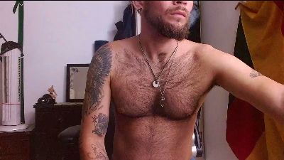 dominathewolff live cam on Cam4