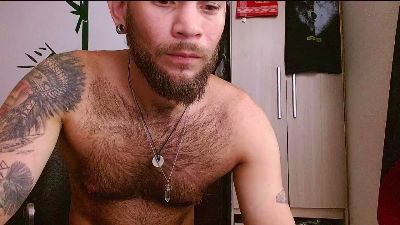 dominathewolff live cam on Cam4