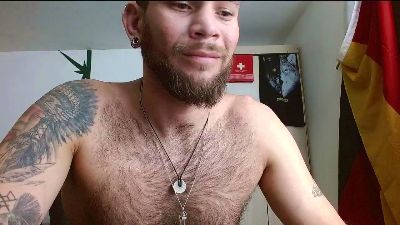dominathewolff live cam on Cam4