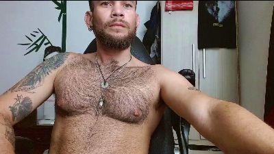 dominathewolff live cam on Cam4