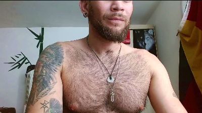 dominathewolff live cam on Cam4