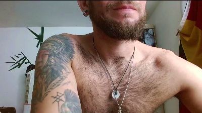 dominathewolff live cam on Cam4