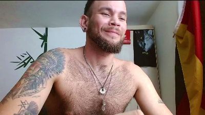 dominathewolff live cam on Cam4