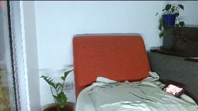dominathewolff live cam on Cam4