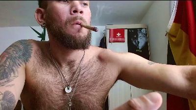 dominathewolff live cam on Cam4