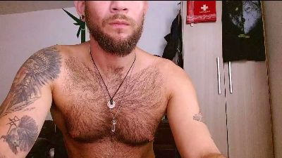 dominathewolff live cam on Cam4