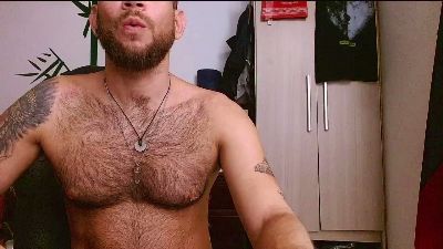 dominathewolff live cam on Cam4