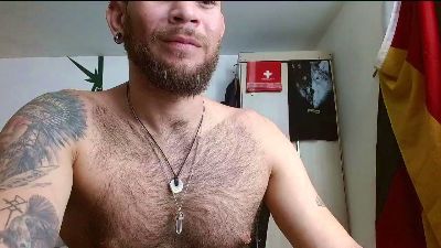 dominathewolff live cam on Cam4