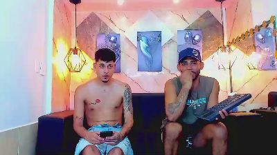dominic_max1 live cam on Cam4