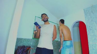 dominic_max1 live cam on Cam4