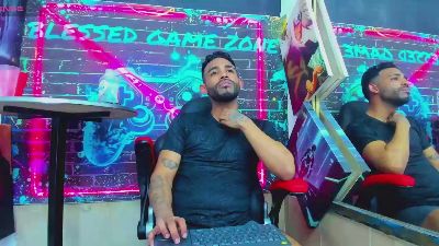 dominic_max1 live cam on Cam4