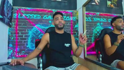dominic_max1 live cam on Cam4
