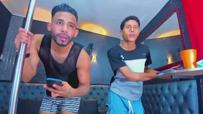 dominic_max1 live cam on Cam4