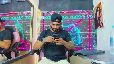 dominic_max1 live cam on Cam4