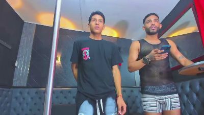 dominic_max1 live cam on Cam4