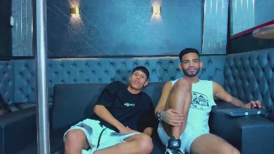 dominic_max1 live cam on Cam4