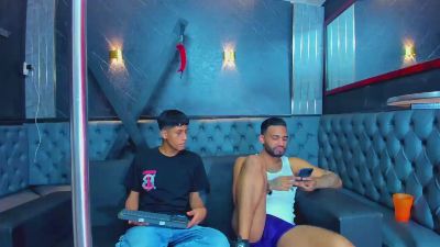 dominic_max1 live cam on Cam4
