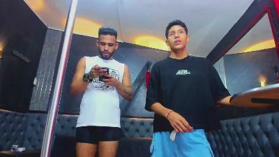 dominic_max1 live cam on Cam4