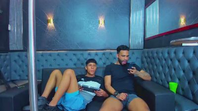 dominic_max1 live cam on Cam4