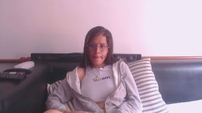 dominicaLaurent live cam on Cam4